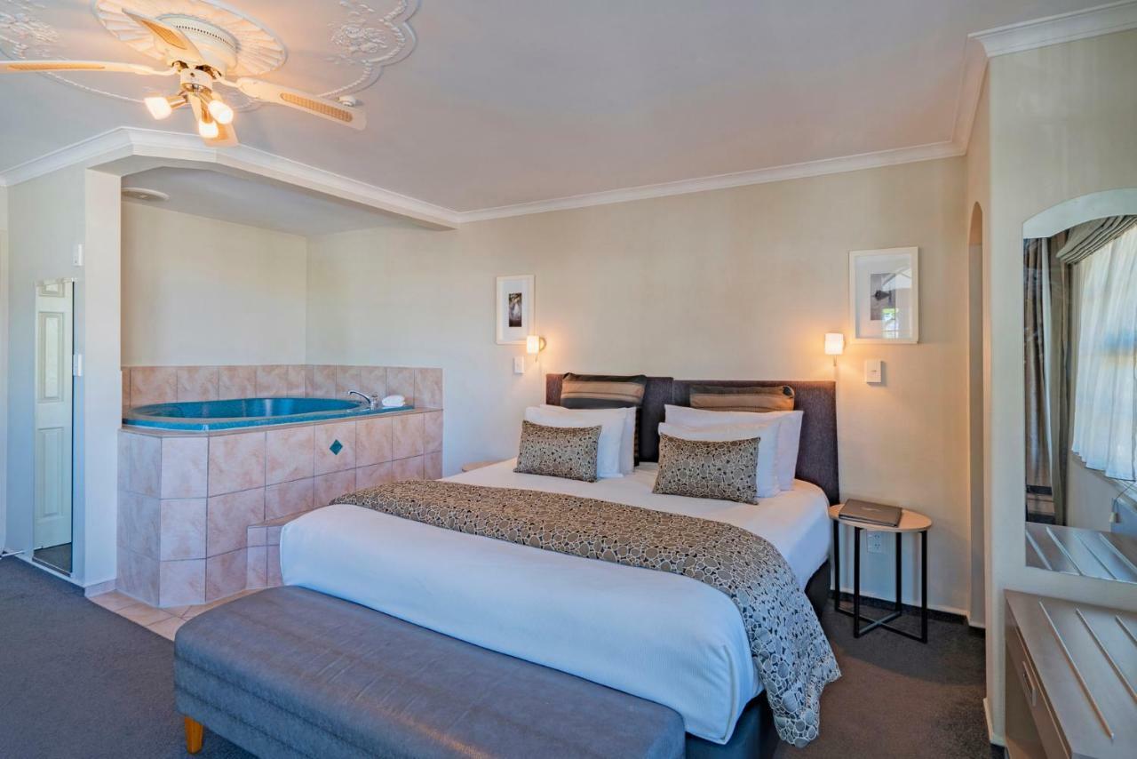 Silver Fern Rotorua Suites & Spa Eksteriør billede A suite at the hotel