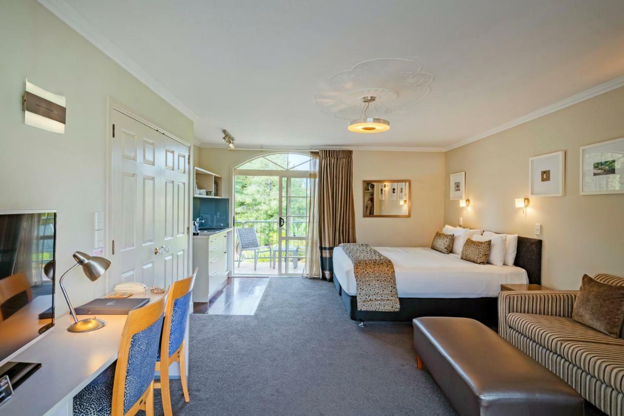 Silver Fern Rotorua Suites & Spa Eksteriør billede Studio apartment