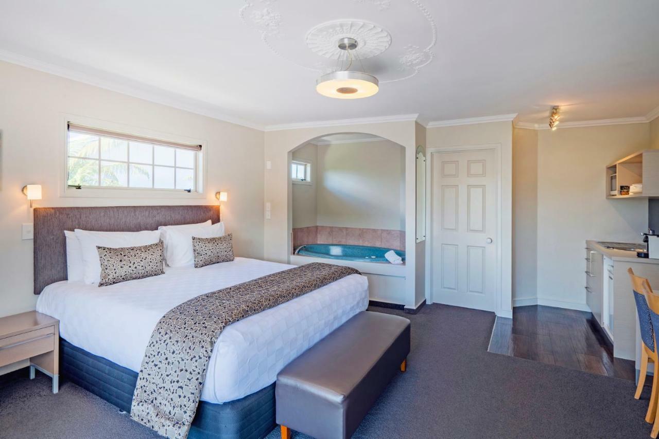 Silver Fern Rotorua Suites & Spa Eksteriør billede A suite at the hotel