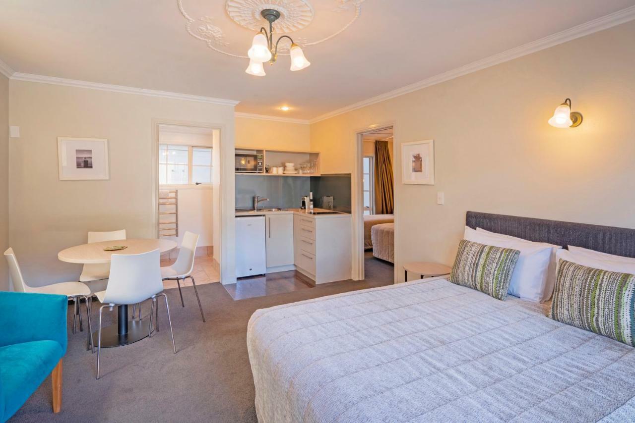Silver Fern Rotorua Suites & Spa Eksteriør billede A studio apartment in New Zealand