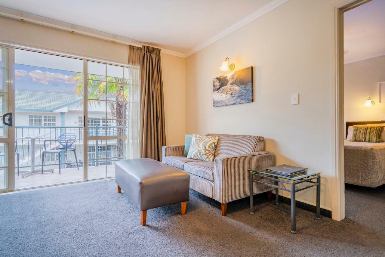 Silver Fern Rotorua Suites & Spa Eksteriør billede A typical one-bedroom apartment at the hotel
